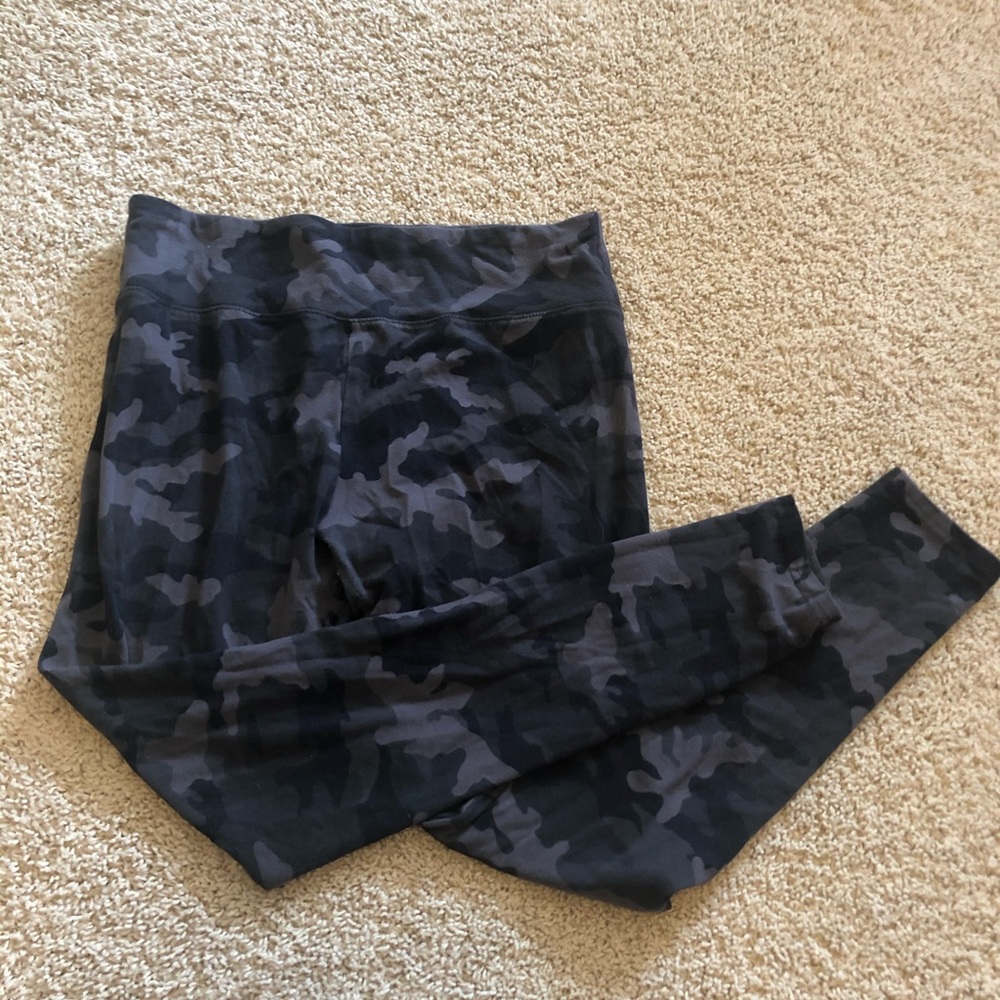 Camouflage leggings
